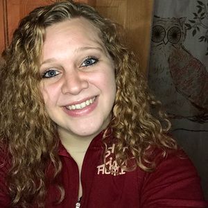 Meet your Posher, Brianna